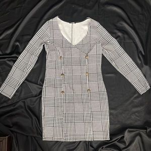 FashionNova Houndstooth Dress Size L